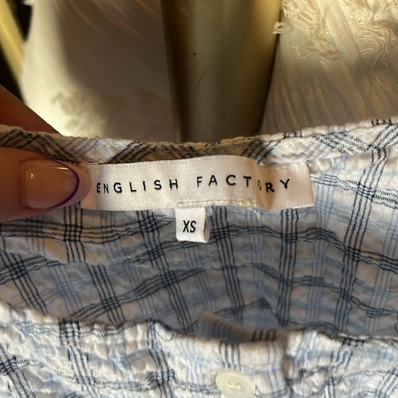 blue and white blouse - Picture 2 of 2